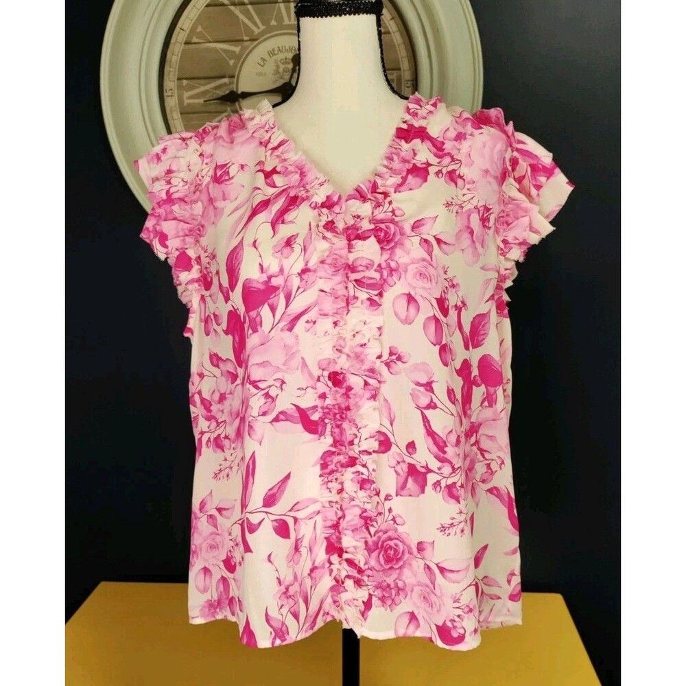Cupcakes and Cashmere Chiffon Blouse Large Pink Floral Ruffle Cap Sleeve EUC